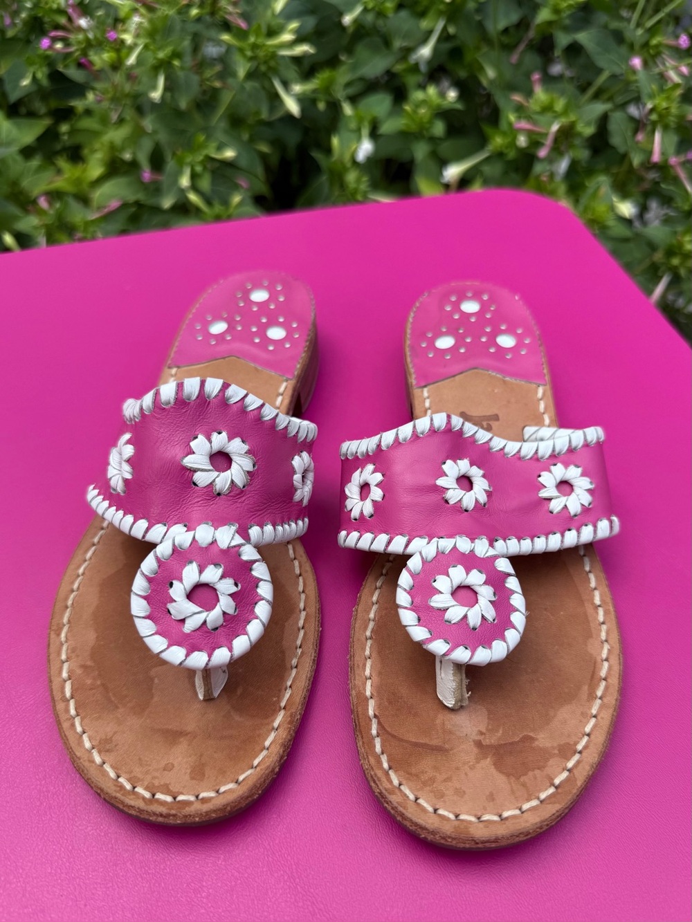 Jack Rogers Classic Jacks Leather Flat Sandals Thong Fuchsia Pink White Size 5.5